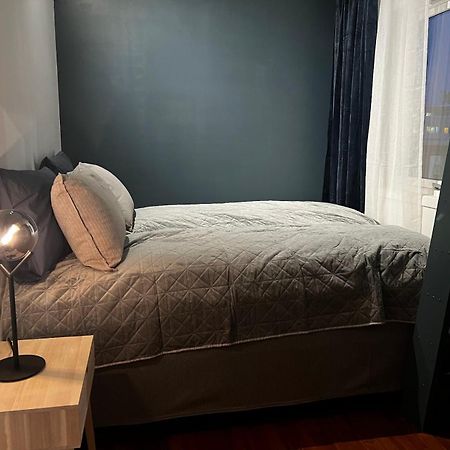 Charming Loft Retreat On Tromso'S Historic Main Street: 3-Minute Stroll To City Square Екстер'єр фото
